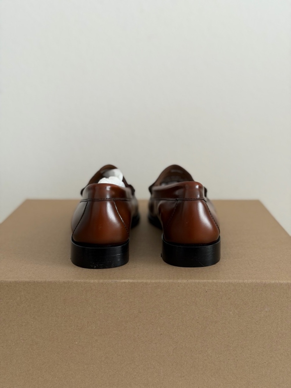G.H. Bass Whitney Weejuns Penny Loafers in Cognac, Size 6.5 - Picture 5 of 10